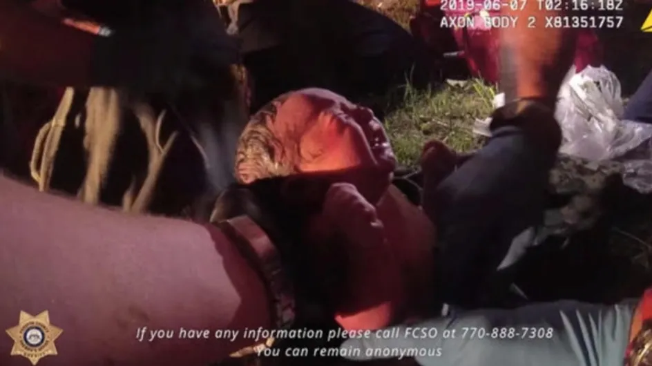 L’impressionnant sauvetage d’un nouveau-né enveloppé dans un sac par la police de Géorgie