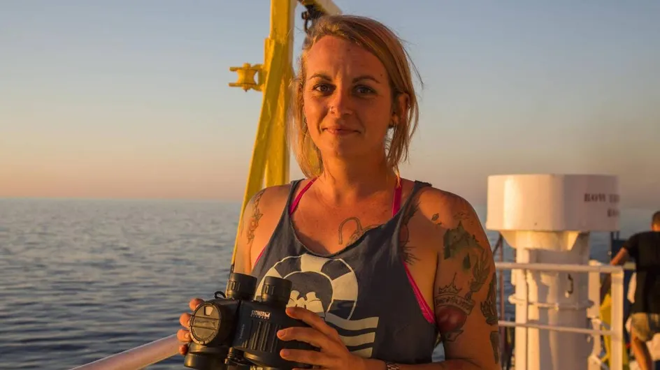 Pia Klemp, capitaine du bateau Sea-Watch, refuse d’être décorée par Anne Hidalgo
