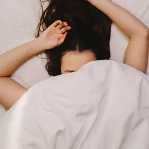 Descubre lo que significa so&ntilde;ar con piojos y liendres