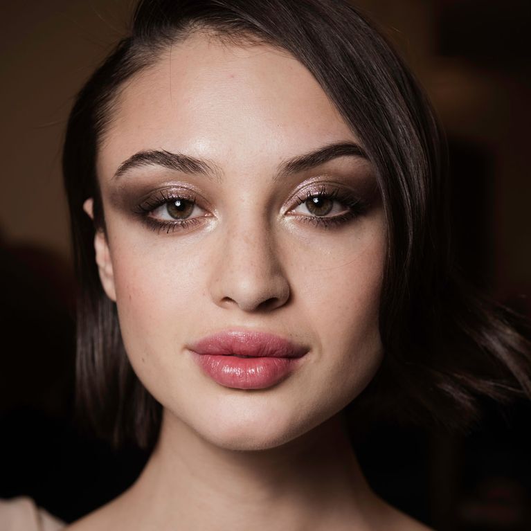 Smokey Eyes Schminken Schritt Fur Schritt Erklart