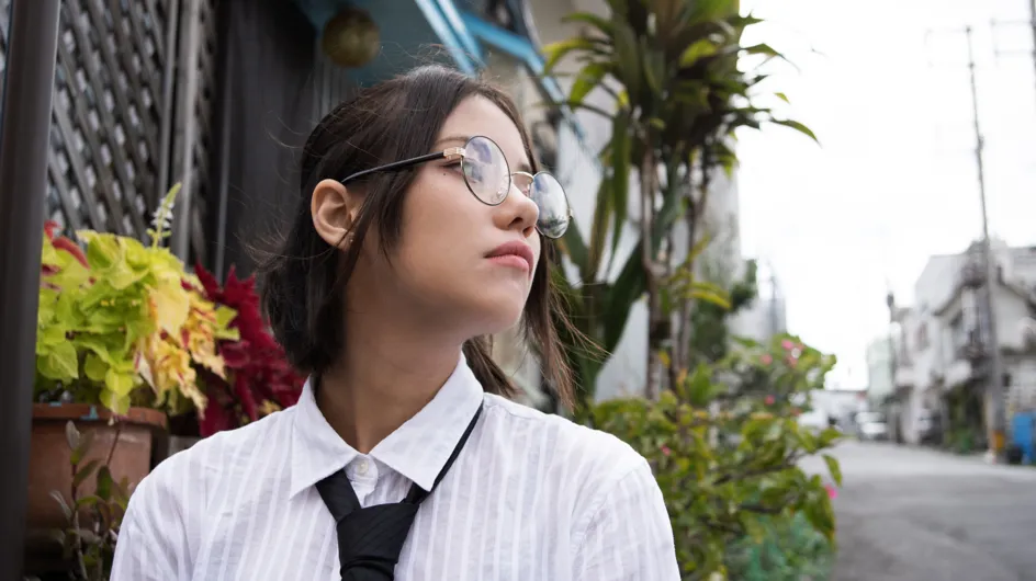 Lucha feminista: las japonesas se enfrentan a las empresas que les prohíben llevar gafas