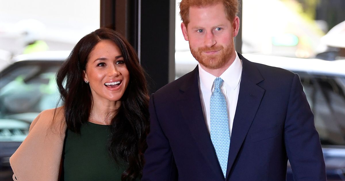 Prince Harry Et Meghan Dévoilent Leur Première Carte De Voeux Avec Archie 