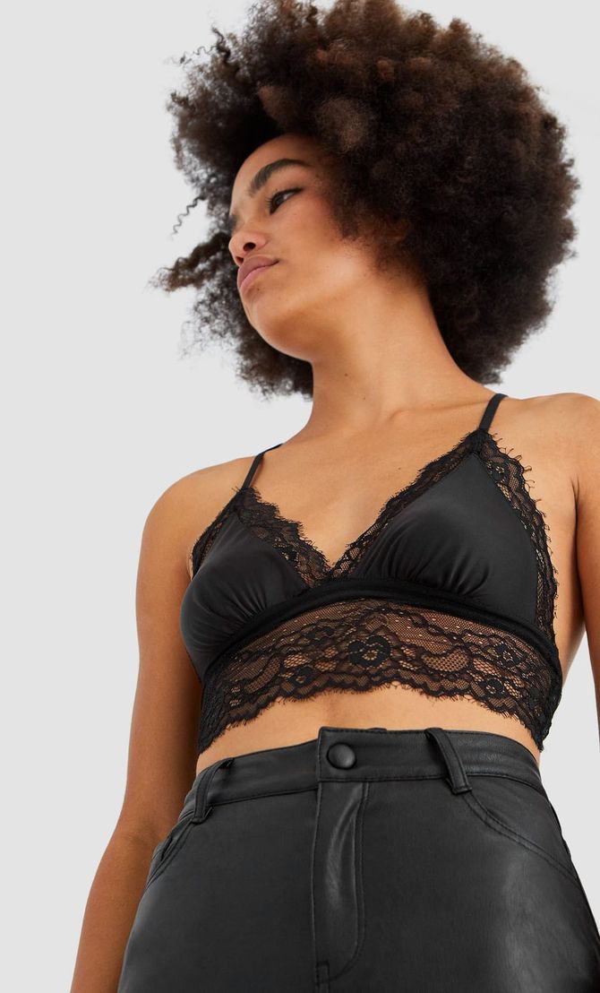 Brassière en dentelle, Stradivarius, 15,99€