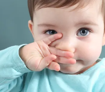 ¿Cómo saber cuál será el color de ojos de tu bebé?