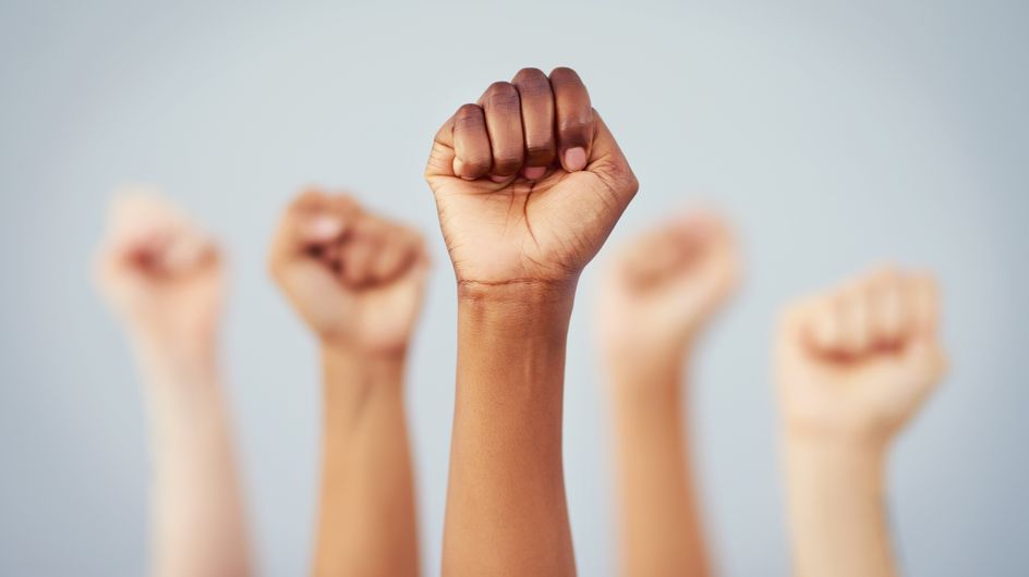 La Junta de Andalucía retira las ayudas que prestaba 241 ONG y organizaciones de mujeres
