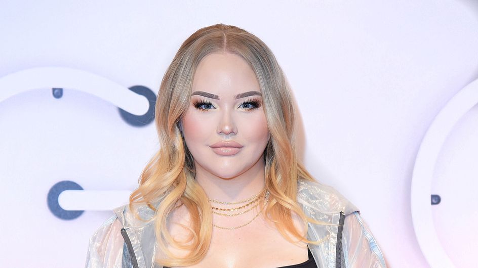 Nach Coming Out Nikkietutorials Sahnt Mega Tv Job Ab