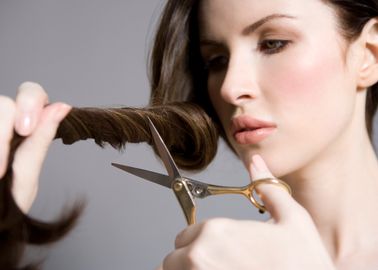 Come Tagliarsi I Capelli Da Sola 5 Metodi Efficaci Come Tagliarsi I Capelli Da Sola 5 Metodi Efficaci