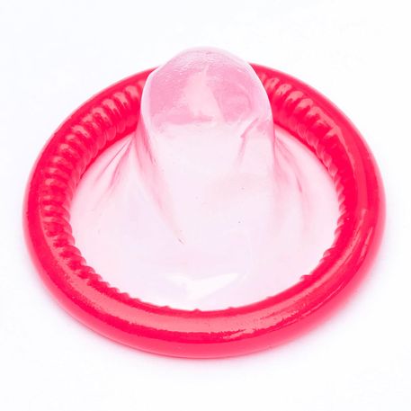 Überziehen dem kondom mit mund Kondom überziehen