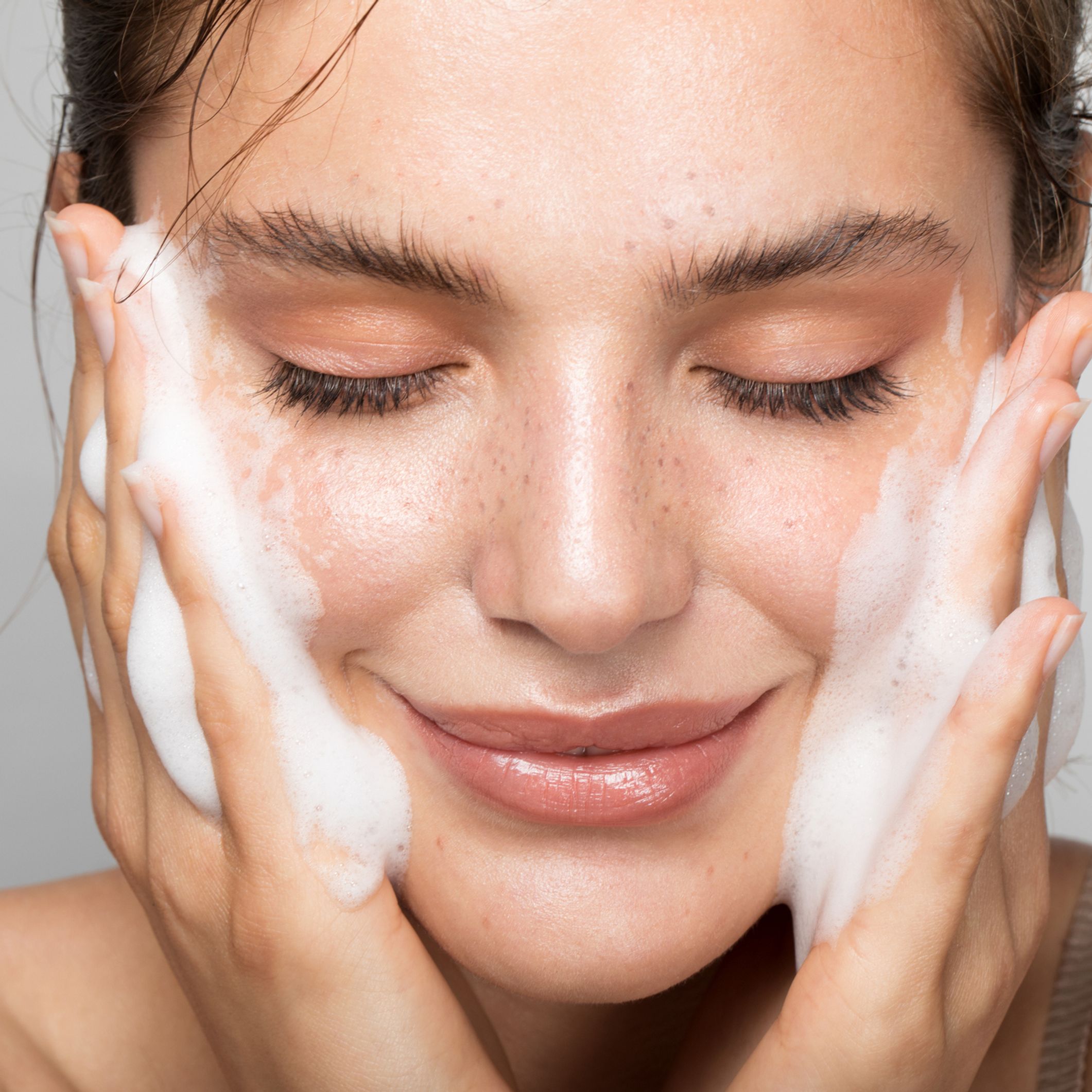 Appareil vapeur visage : un bon moyen pour purifier sa peau