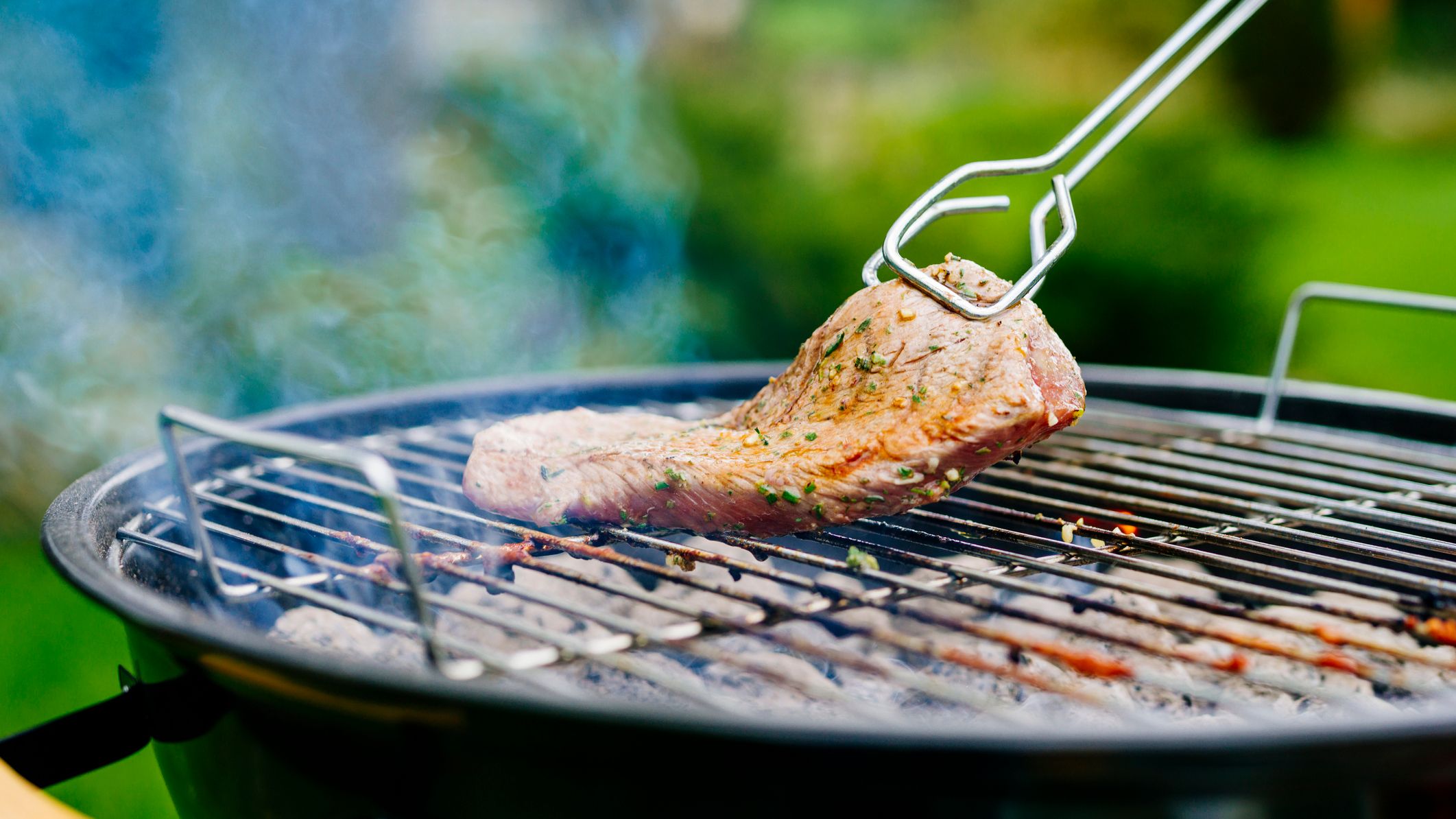 Barbecue vertical : avis, conseils sur les BBQ verticaux