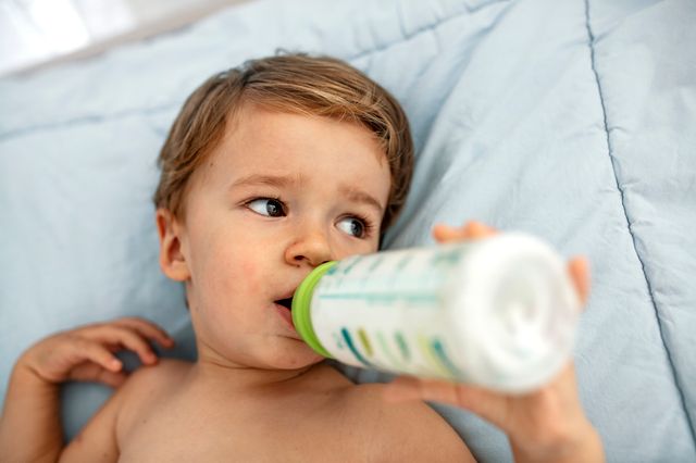 Quelle Quantite De Lait Pour Le Biberon De Bebe