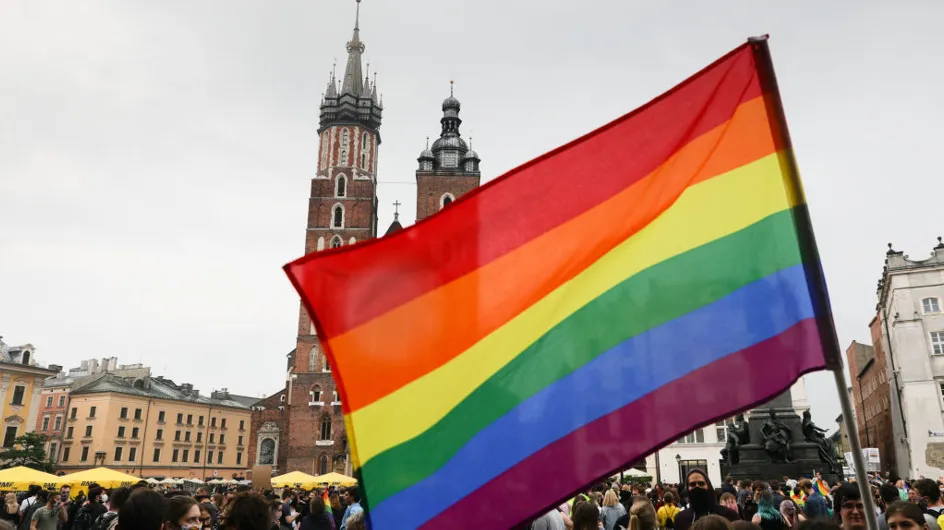 Pologne : des "zones sans LGBT" pour défendre la "famille traditionnelle", mais où va-t-on ?