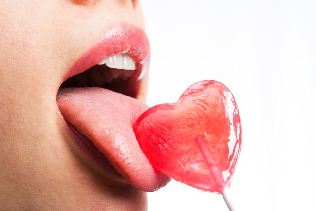 usare la bocca in diverse zone del corpo