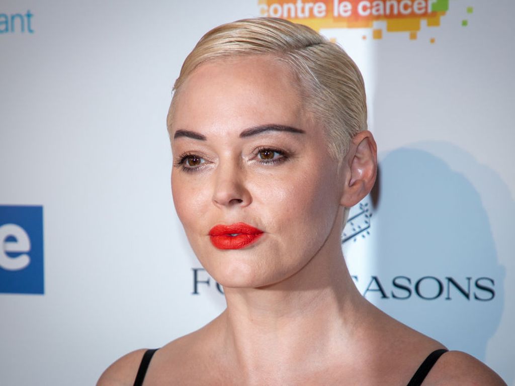 Rose McGowan : lactrice accuse un réalisateur dinconduite sexuelle  quand elle avait 15 ans