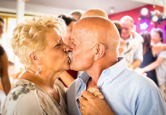 45 Ans De Mariage Comment Feter Ses Noces De Vermeil