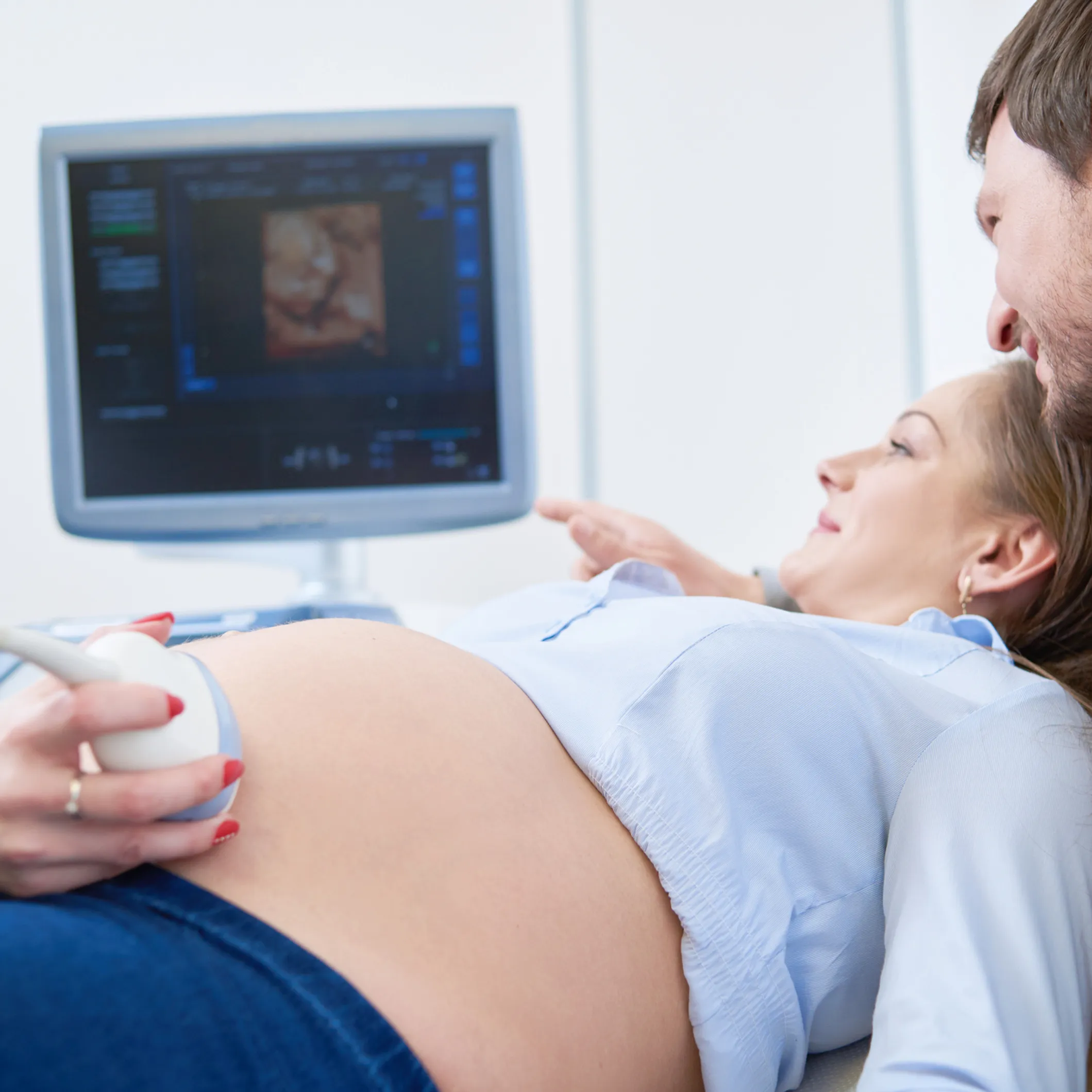 Ces Parents Decouvrent Lors De L Echographie Que Leur Bebe Ressemble A Donald Trump