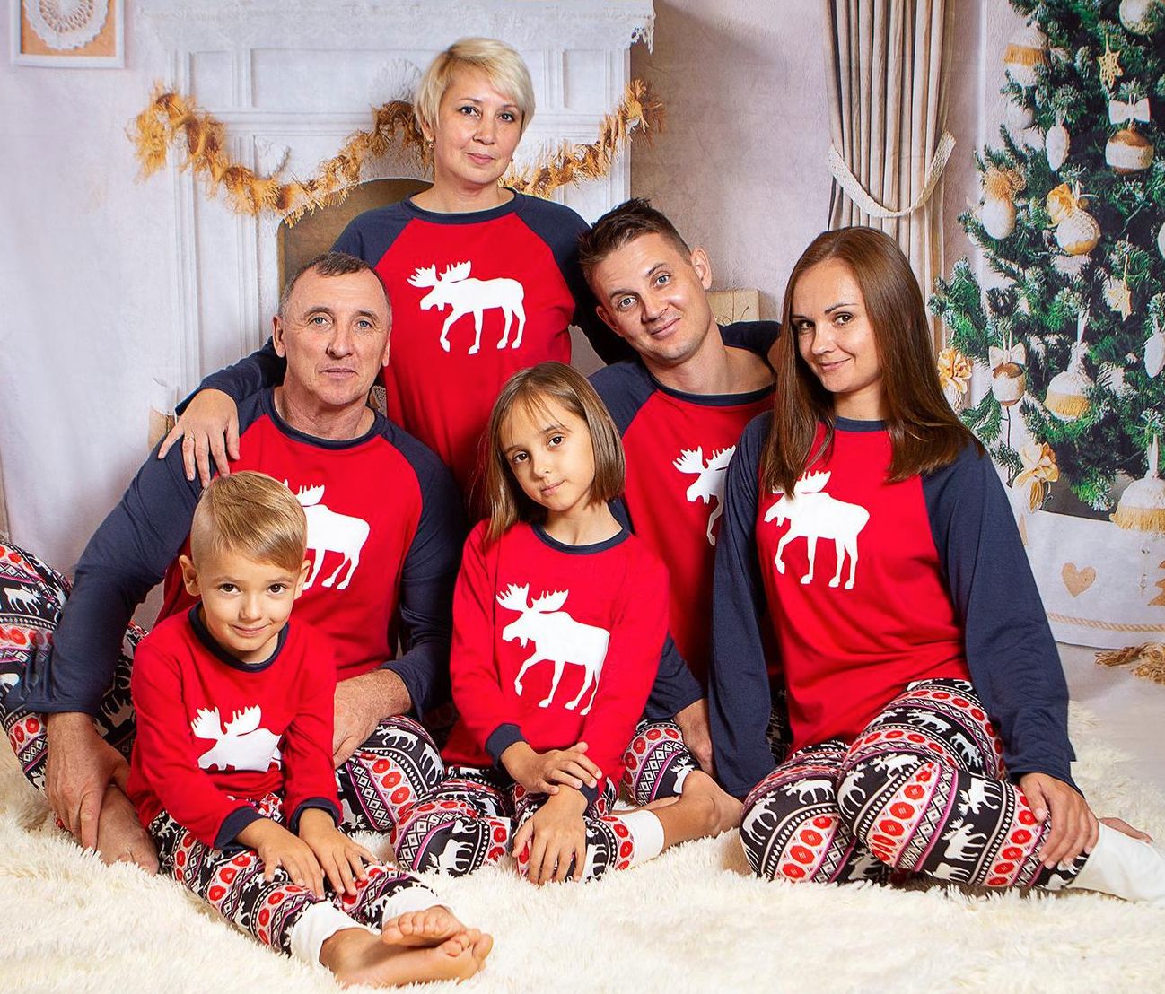 Pyjama Parent-Enfant à Manches Longues Imprimé Wapiti et Sapin de Noël Pantalon à Carreaux de Pyjama Décontracté à la Maison 2 Pièces Vêtements Tenue Parent Bébé de Noël 