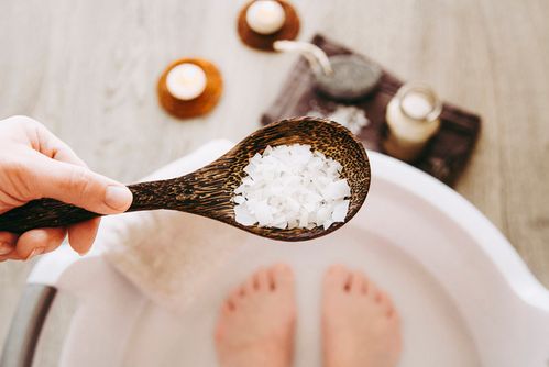 Fussbad Selber Machen 5 Geniale Rezepte Mit Hausmitteln