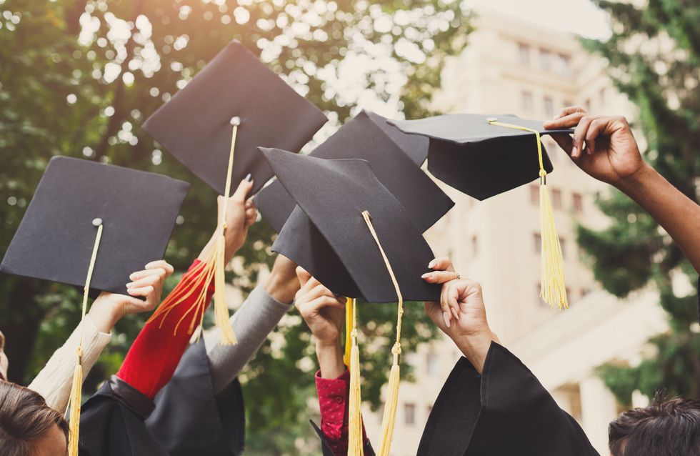 Frasi Per La Laurea Gli Auguri Da Dedicare Ai Neolaureati