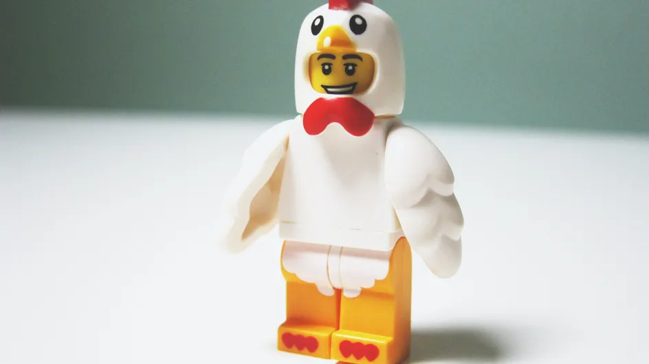 "Catastrophe : le poussin s’écrase !" Cet extrait de Lego Masters, bientôt sur M6, est une dinguerie