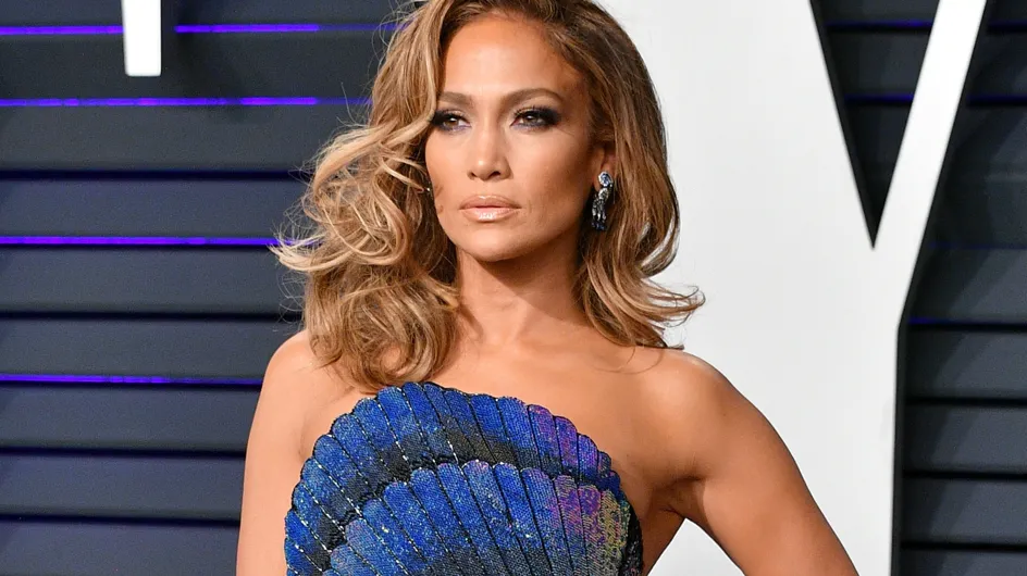 Jennifer Lopez recadre un internaute qui l'accuse d'avoir abusé du Botox®
