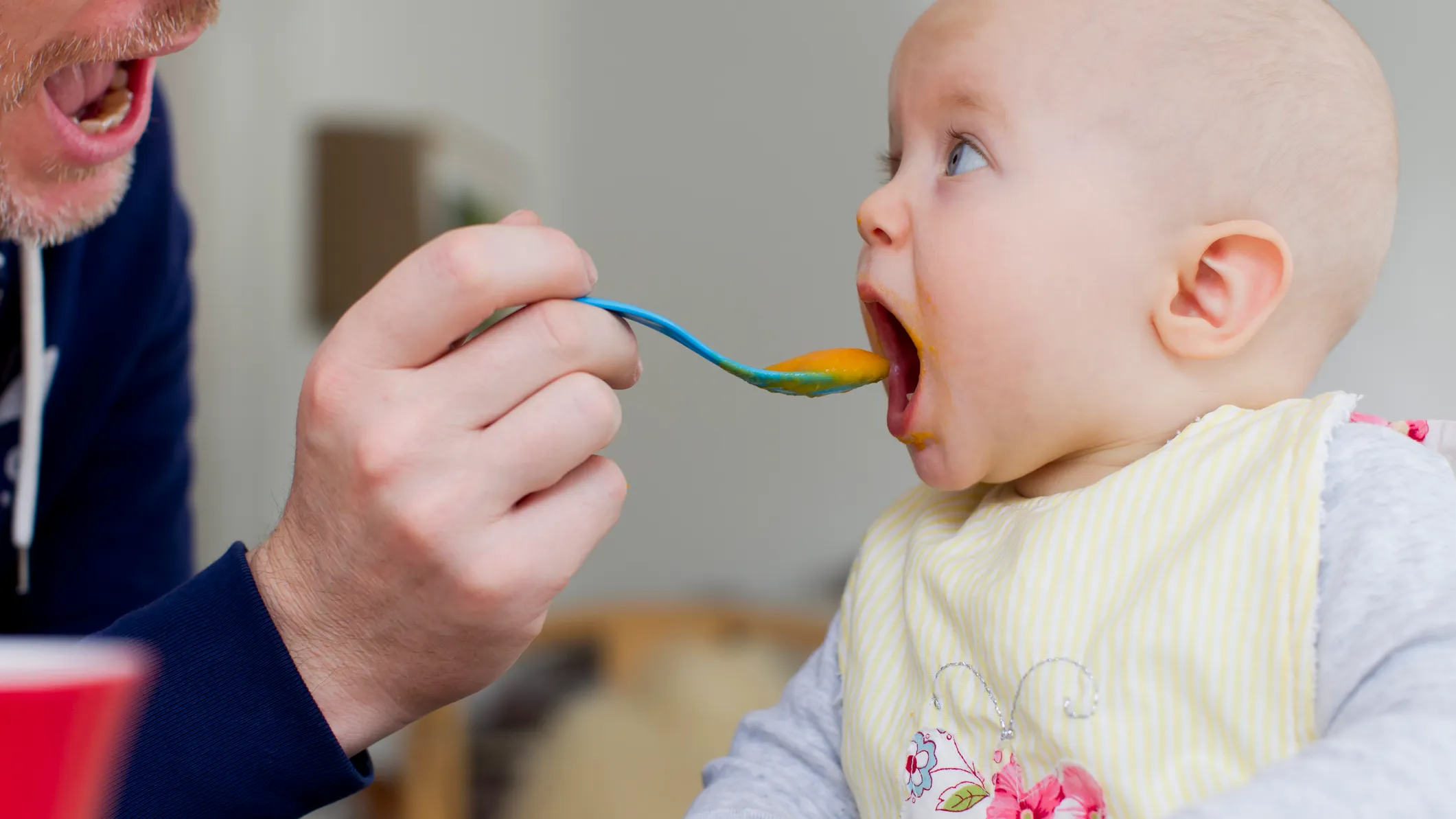 Diversification Alimentaire Tout Ce Qu Il Faut Savoir Sur Ce Changement Intervenant Aux 4 Mois De Bebe