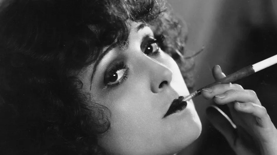 Comment réaliser le maquillage des années 20 ?