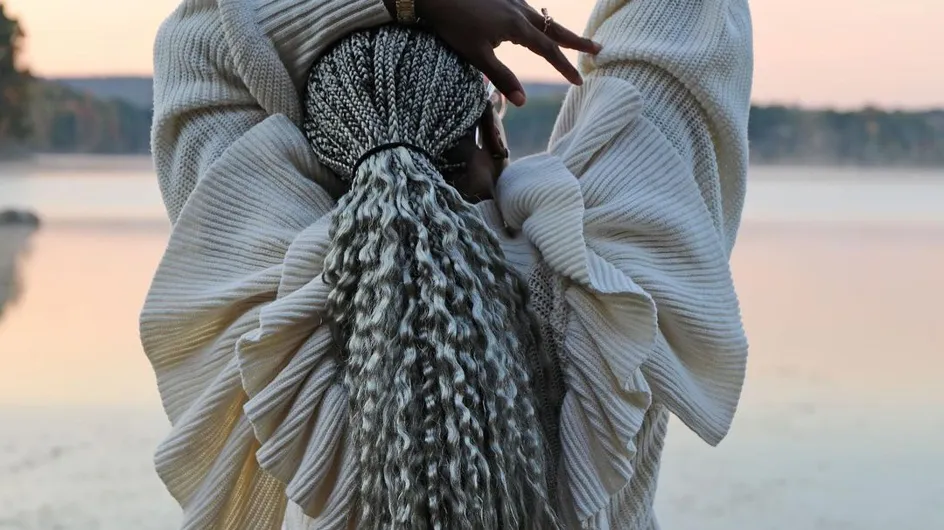 8 photos qui prouvent que les tresses sont parfaites pour sublimer ses cheveux gris