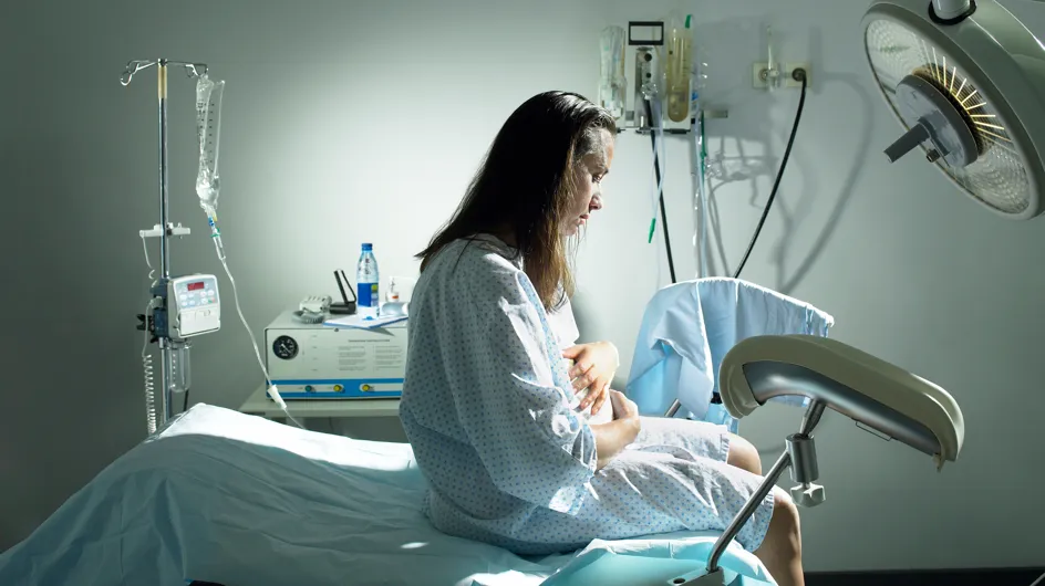 Violences obstétricales : une ancienne infirmière puéricultrice en maternité révèle des pratiques scandaleuses