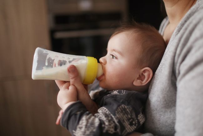 L Alimentation Du Bebe De 6 Mois