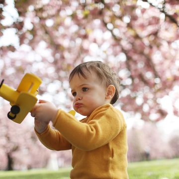 Bebe 6 Mois Avec Developpement Mammaire