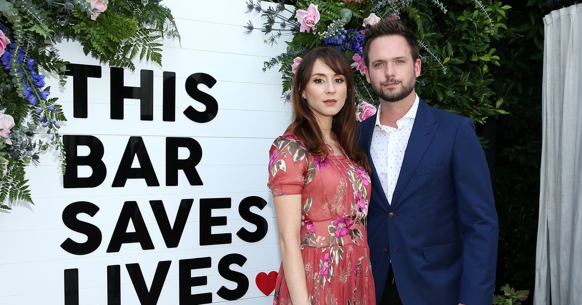 Patrick J. Adams (Suits) raconte l'accouchement de sa femme