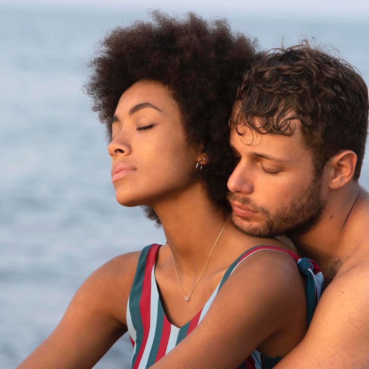 Plus Beau Couple Série Netflix Netflix : 3 séries pour se mettre déjà dans l'ambiance des vacances