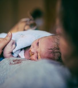Couchage De Bebe Les Pediatres Alertent Sur Les Risques De Certains Equipements Pour Les Tout Petits