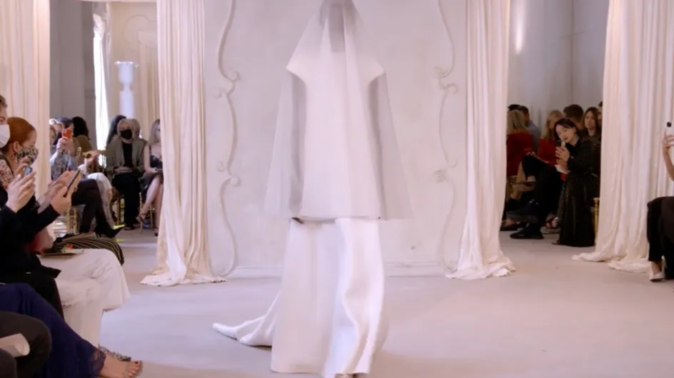 Balenciaga présente une robe de mariée pour homme et femme (et on l'adore)