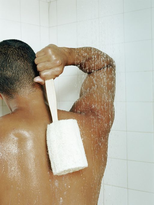Spugna di luffa: sotto la doccia