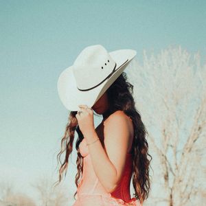 Reverse Cowgirl: Das sollte die Reiterin unbedingt beachten