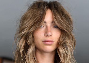 Coiffure La Frange Rideau 70 S L Astuce Pour Gagner En Volume