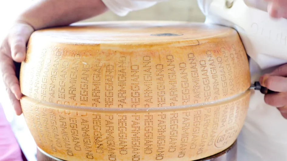 Savez-vous vraiment comment est fabriqué votre parmesan ?