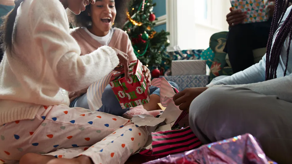 Quel membre de votre famille reçoit le plus de cadeaux à Noël ?