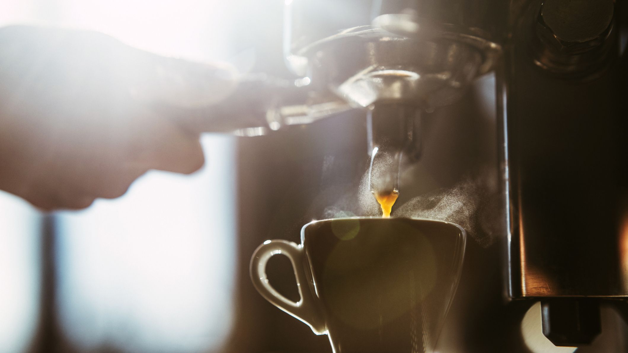 Comment choisir sa cafetière filtre : – Le café qui fume