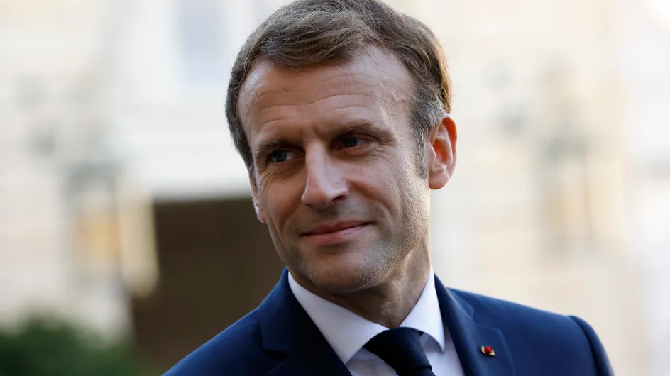 Emmanuel Macron : un détail pendant son allocution du 31 décembre intrigue