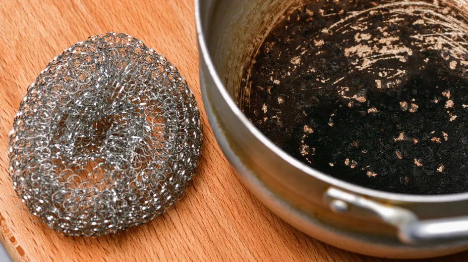 6 astuces simples et efficaces pour récupérer ses casseroles brûlées