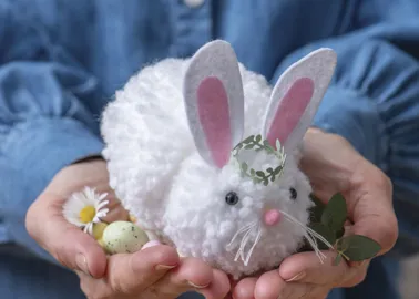 Lapin de Pâques assez délicat, anneau de lapin, mur, suspension de porte avec  pompons en feutre et lapin suspendu en bois taille 14 -  France