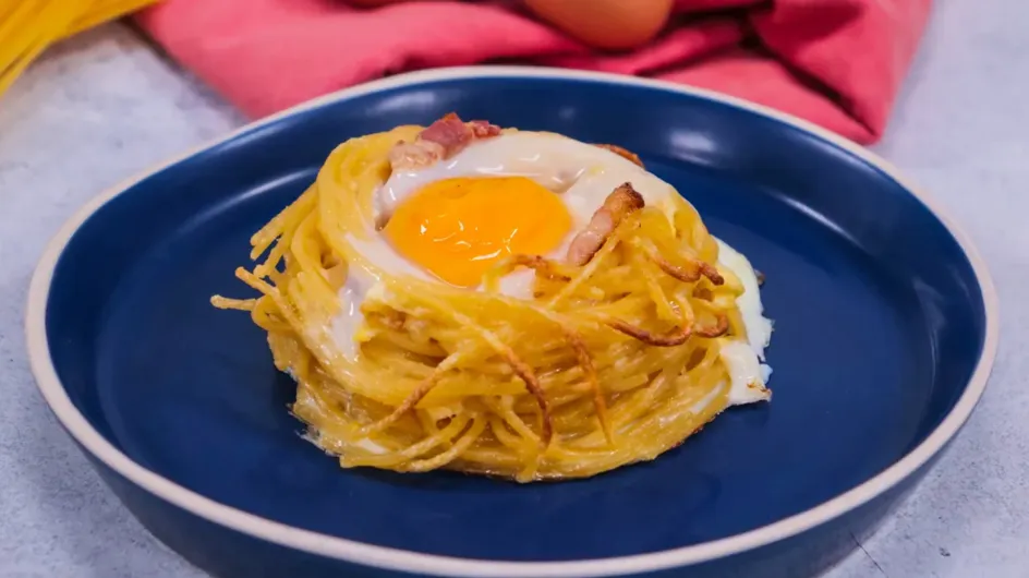 Des nids de spaghetti aux œufs : une recette facile et délicieuse pour Pâques