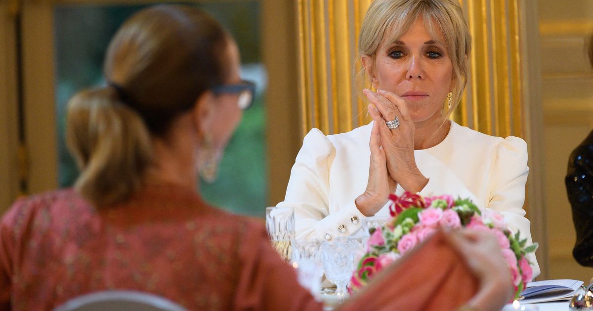 Brigitte Macron Le Quoi Qu Il En Co Te De La Premi Re Dame