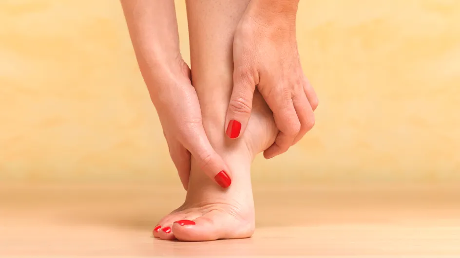 Caviglia gonfia: i rimedi della nonna più efficaci da provare