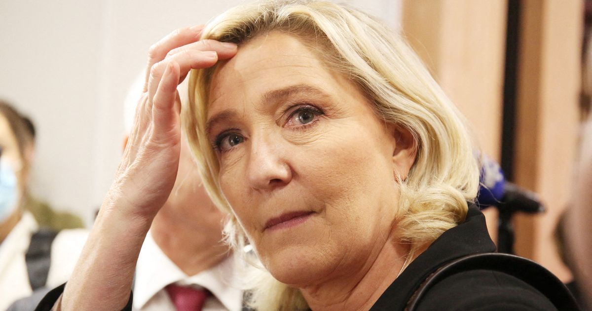 Marine Le Pen "furieuse" : cette intervention de Julian Bugier qu'elle n'a pas appréciée