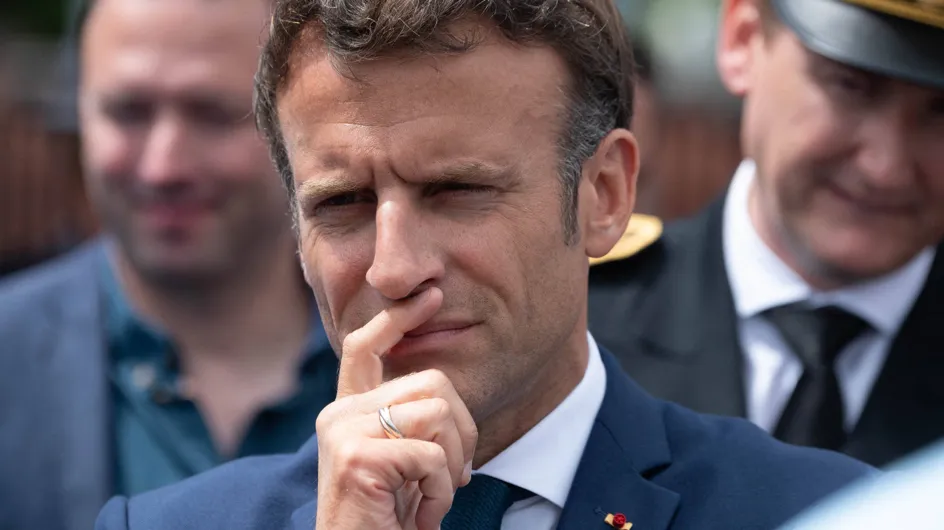 "Menteur !" : Emmanuel Macron vivement interpellé par des lycéens sur les violences sexuelles