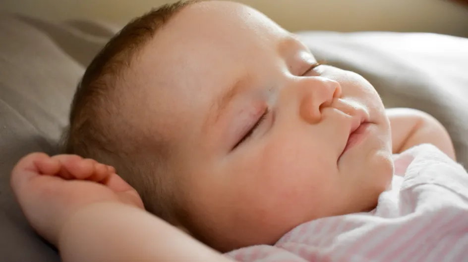 Sommeil de bébé : comment aider bébé à mieux dormir grâce à l’homéopathie ?